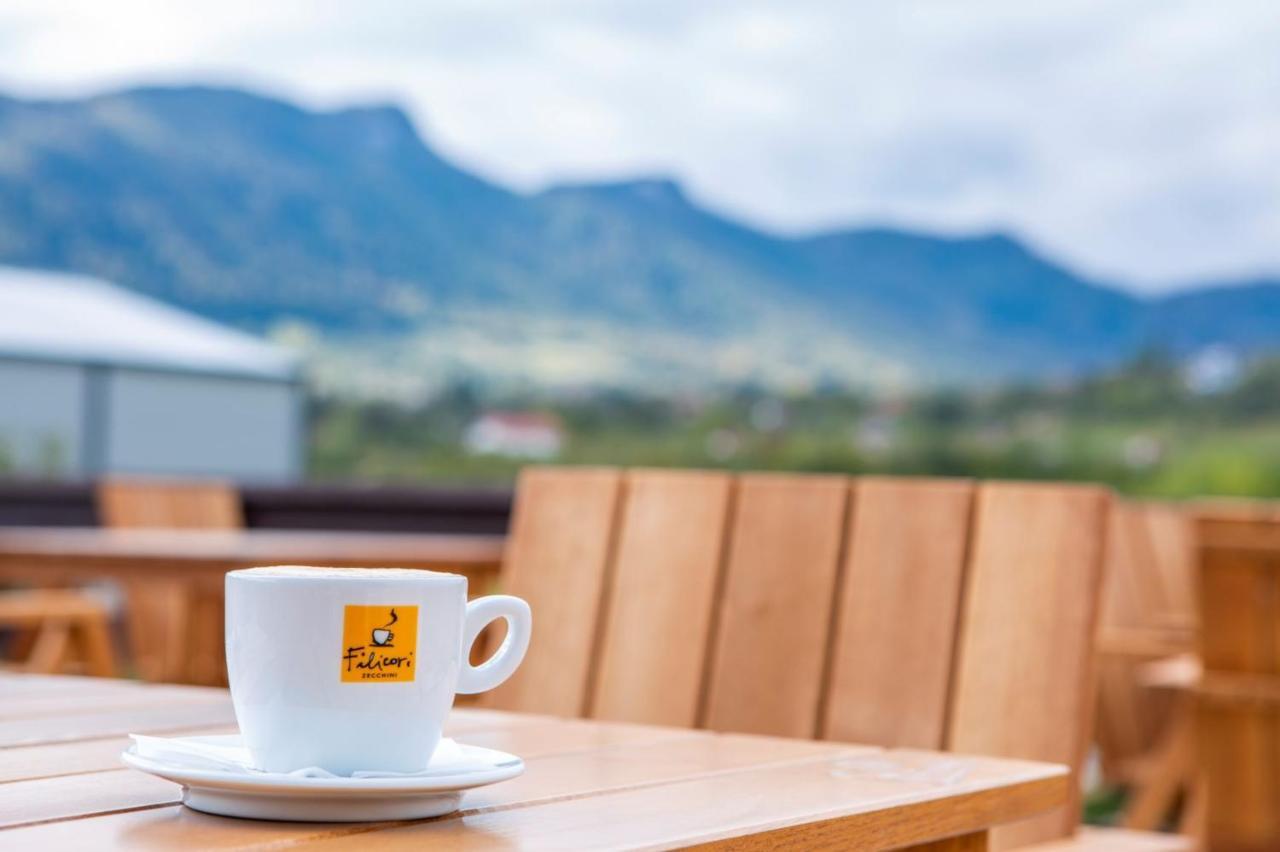 Hotel La Dolce Vita Zărneşti Exteriér fotografie